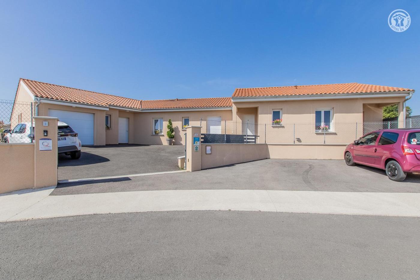 Vinzelles Le Maconnais Guest House מראה חיצוני תמונה